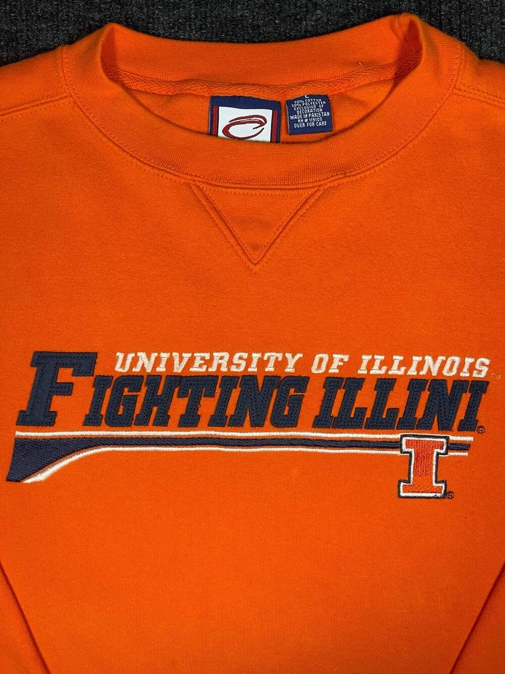 University of Illinois Fighting Illini Orange Embroidered Crewneck Sweatshirt L